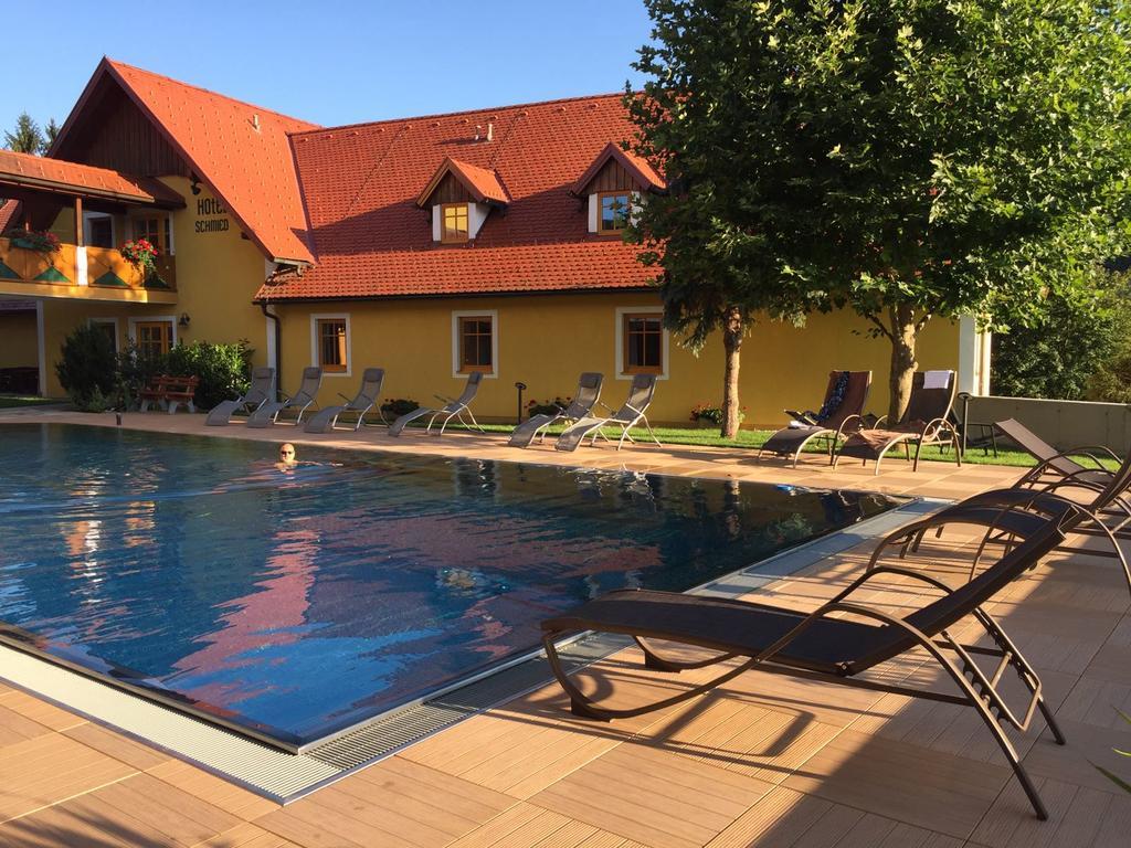 Gasthof Hotel Schmied Arnfels Oda fotoğraf