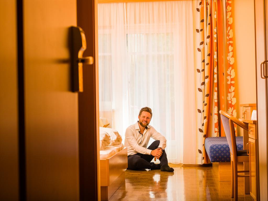 Gasthof Hotel Schmied Arnfels Dış mekan fotoğraf