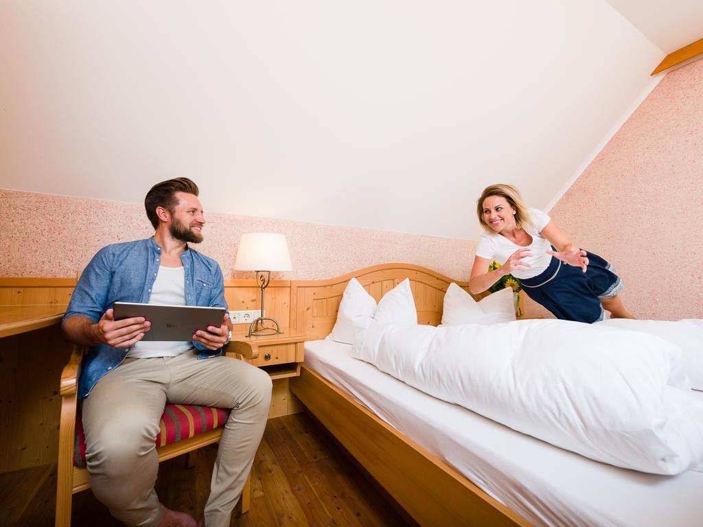 Gasthof Hotel Schmied Arnfels Dış mekan fotoğraf